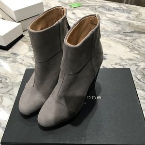 rag & bone Classic Newbury Granite Nubuck Books